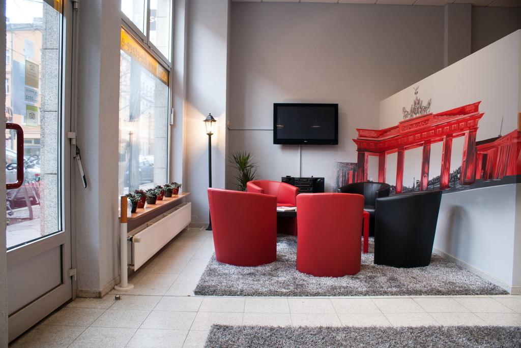 Hostel Die Etage East Berlin Exterior photo