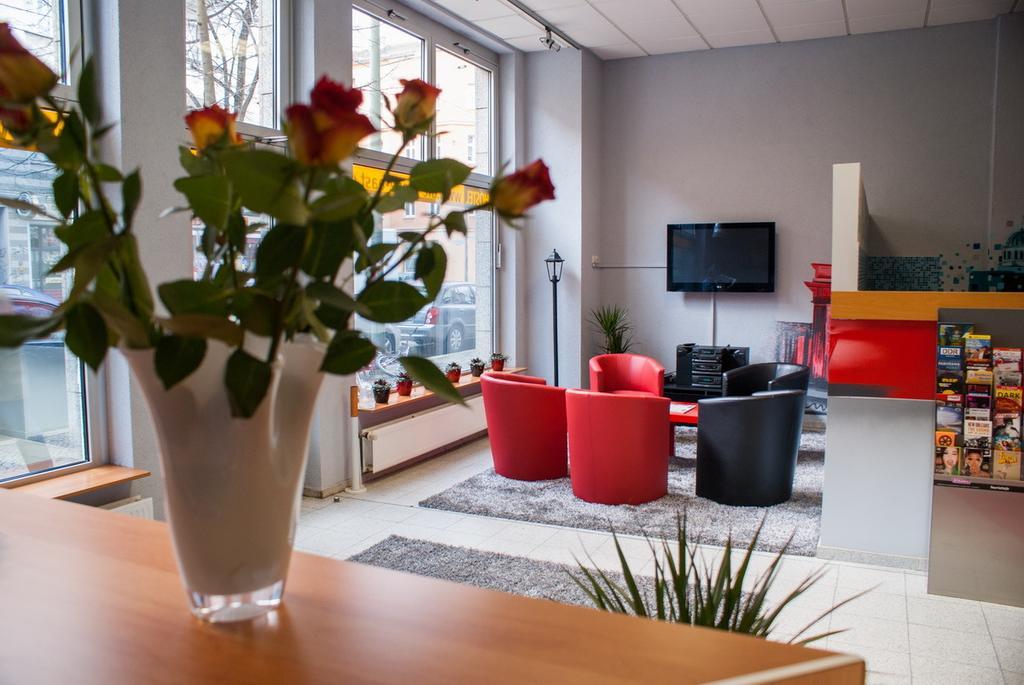 Hostel Die Etage East Berlin Exterior photo